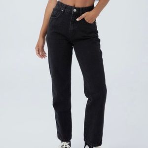 Levi’s 550 black jeans